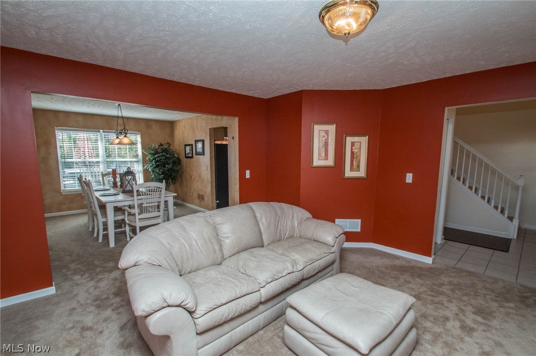 1270 Derbydale Road Akron, OH 44306 - Photo 11 of 35