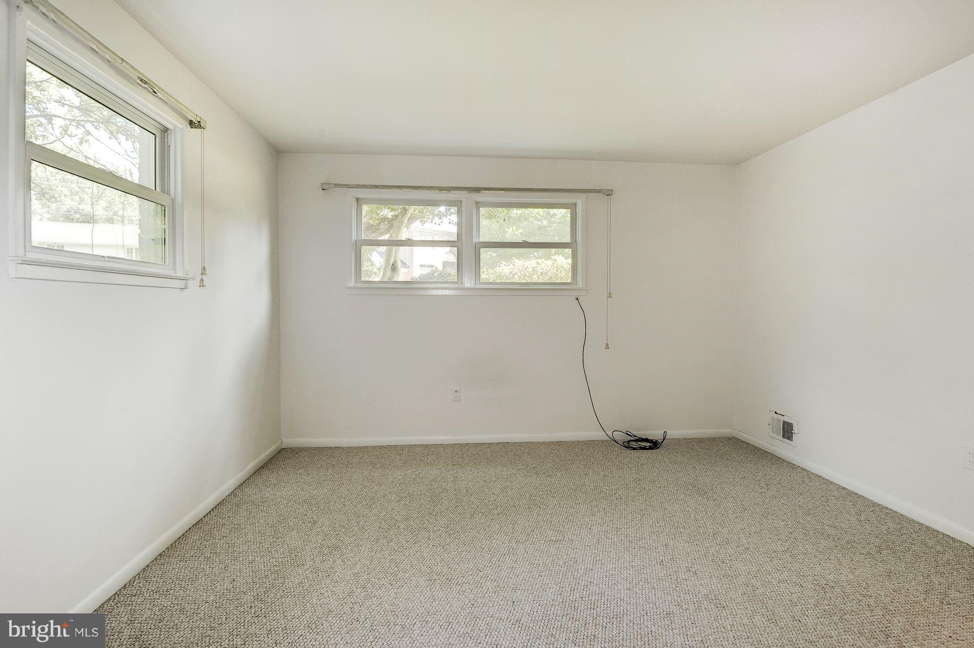 7017 Hector Road McLean, VA 22101 - Photo 27 of 28 Bedroom