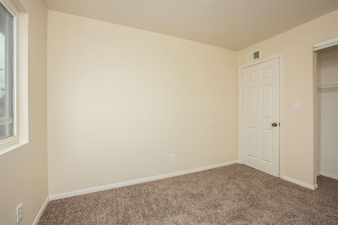 9668 St George Street Spring Valley, CA 91977 - Photo 8 of 11 Gallery Image 8