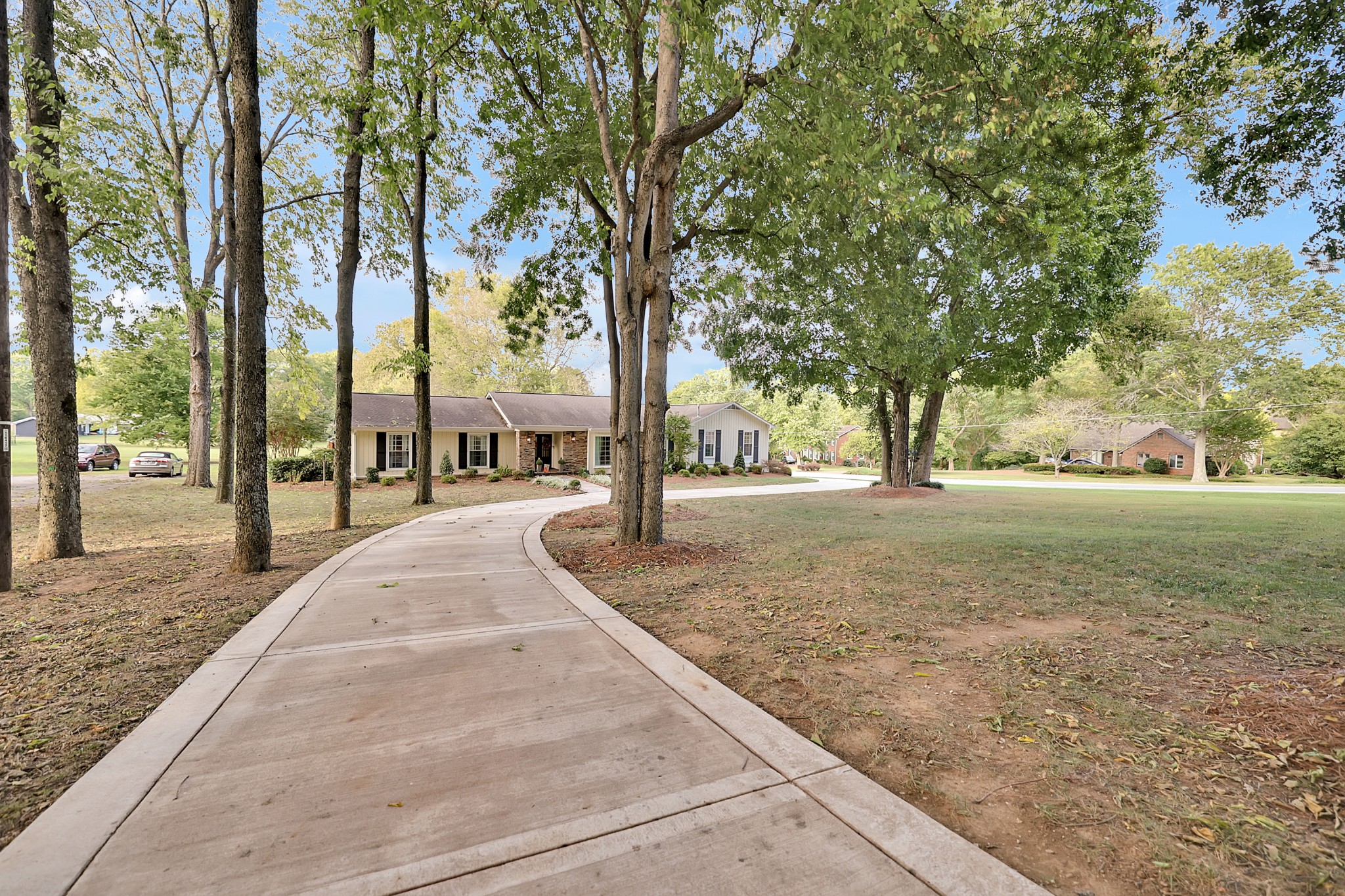 8122 Holly Road Brentwood, TN 37027 - Photo 5 of 65