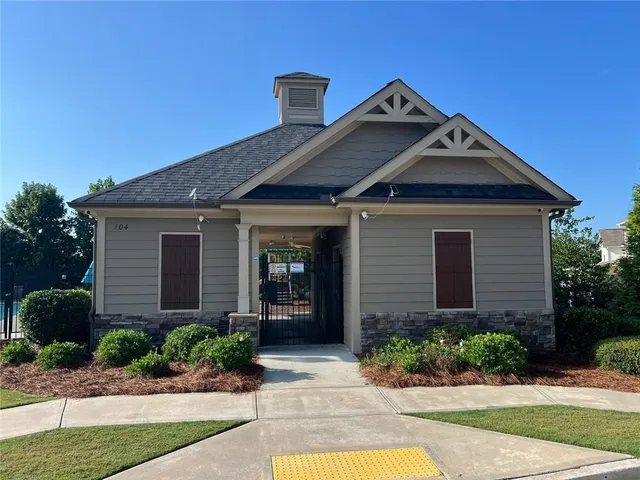 $2,400 | 370 Broadmoor Drive, Braselton, GA 30517