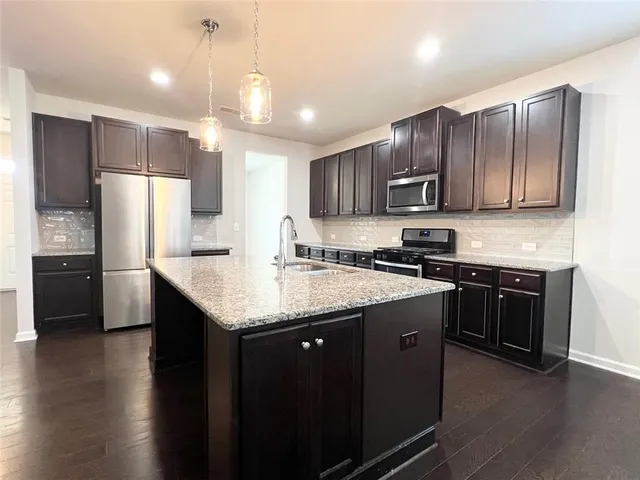 $2,400 | 370 Broadmoor Drive, Braselton, GA 30517