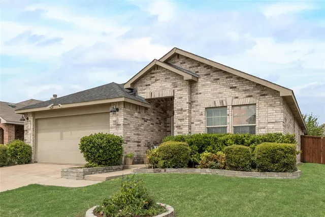 $296,000 | 523 Blue Sage Drive, Fate, TX 75087