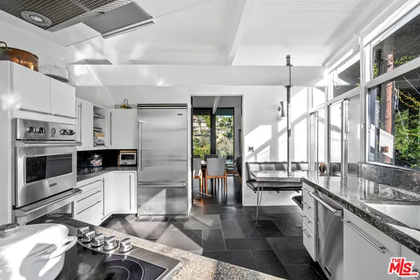 $9,900 | 2775 Rinconia Drive, Los Angeles, CA 90068
