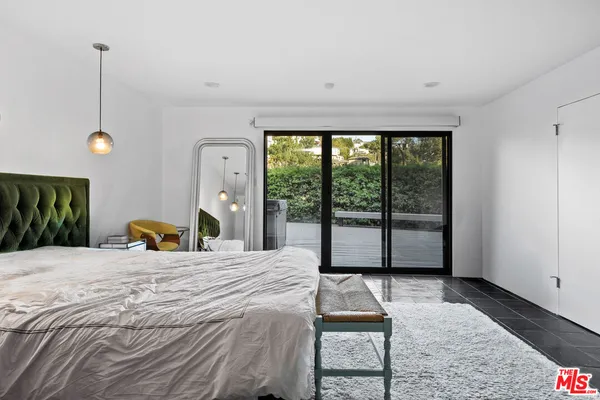 $9,900 | 2775 Rinconia Drive, Los Angeles, CA 90068