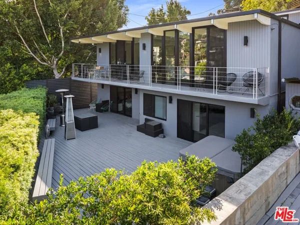 $9,900 | 2775 Rinconia Drive, Los Angeles, CA 90068