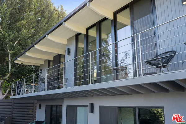 $9,900 | 2775 Rinconia Drive, Los Angeles, CA 90068