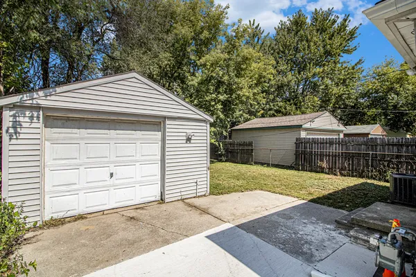 $184,900 | 20234 Champaign Street, Taylor, MI 48180