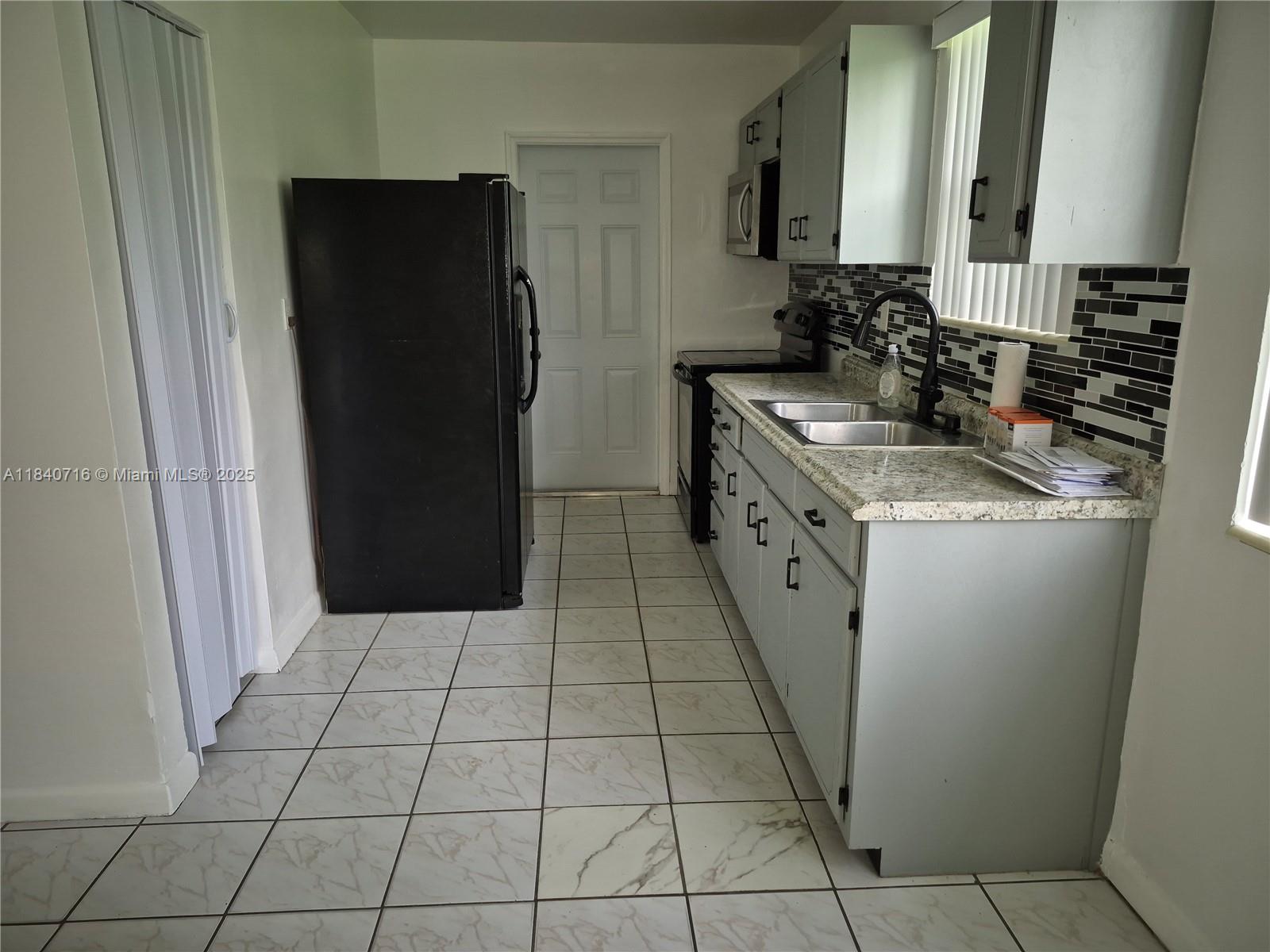 11521 Southwest 138th Street, Unit 11521 Miami, FL 33176 - Photo 6 of 14