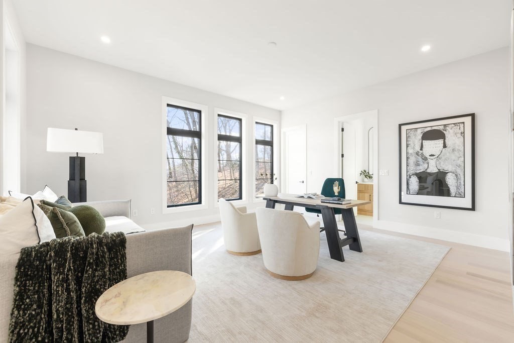 28 Cottonwood Road Newton, MA 02459 - Photo 11 of 25