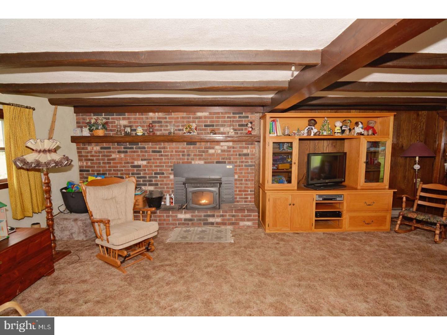 802 Ellis Woods Road Pottstown, PA 19465 - Photo 17 of 22 Family Room