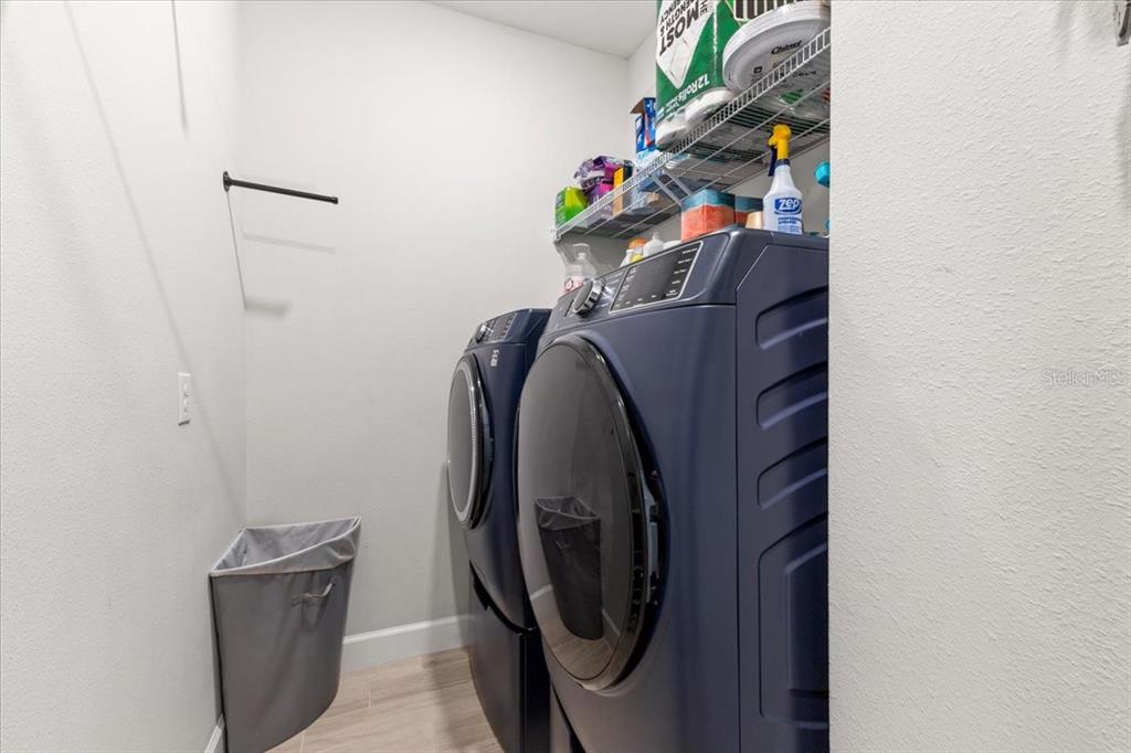 4760 Crestpoint Way Palmetto, FL 34221 - Photo 22 of 44 a view of washer and dryer