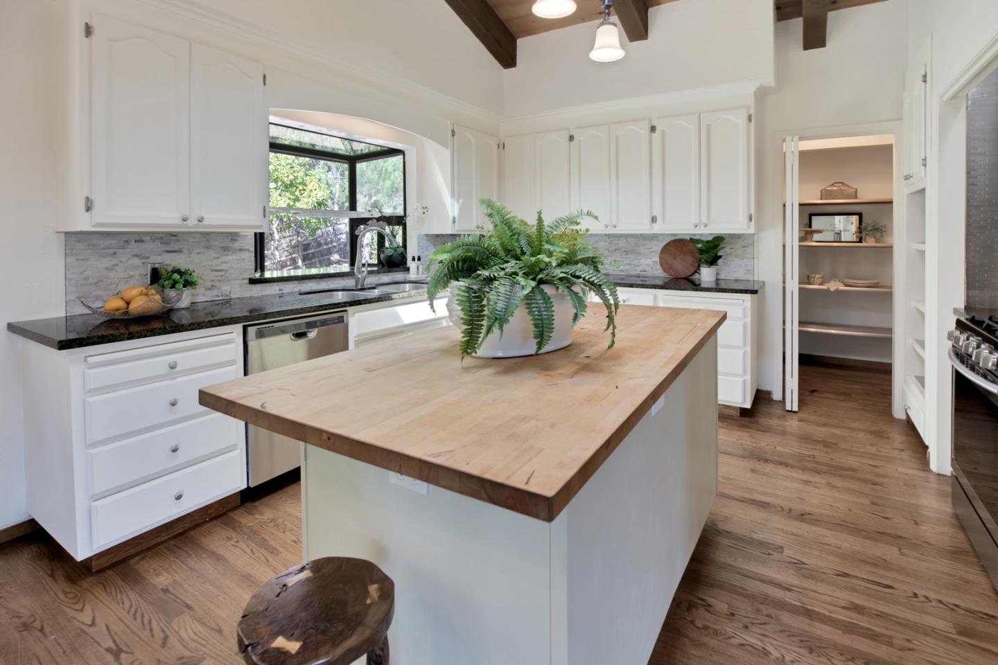 560 Hidden Valley Road Soquel, CA 95073 - Photo 13 of 59