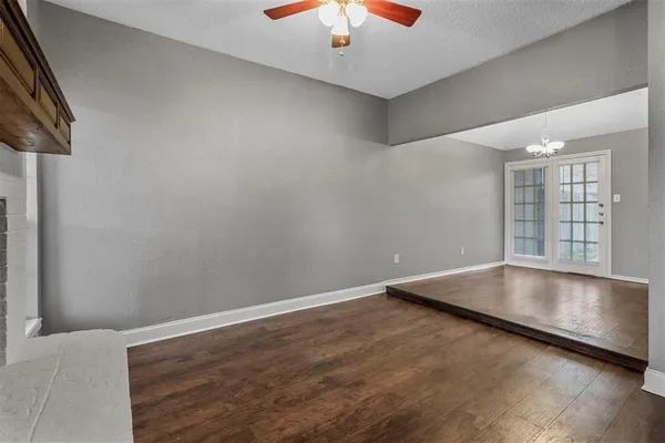 $1,825 | 814 Custer Street, Arlington, TX 76014