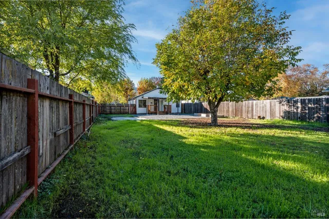 $415,000 | 6 Lorraine Street, Ukiah, CA 95482