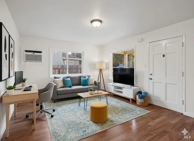 $415,000 | 6 Lorraine Street, Ukiah, CA 95482