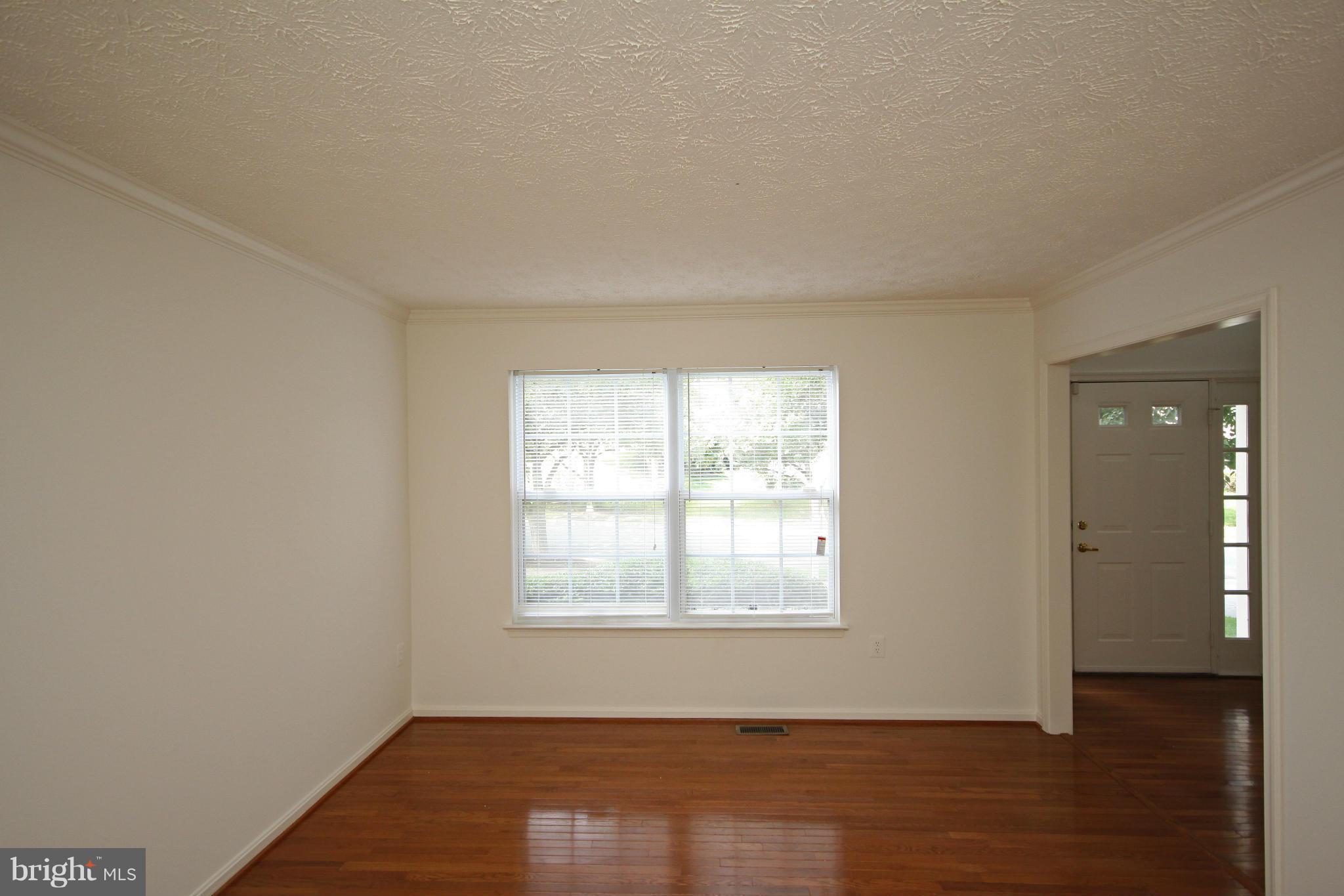 38 Little River Road Laurel, MD 20724 - Photo 5 of 30 Family Room