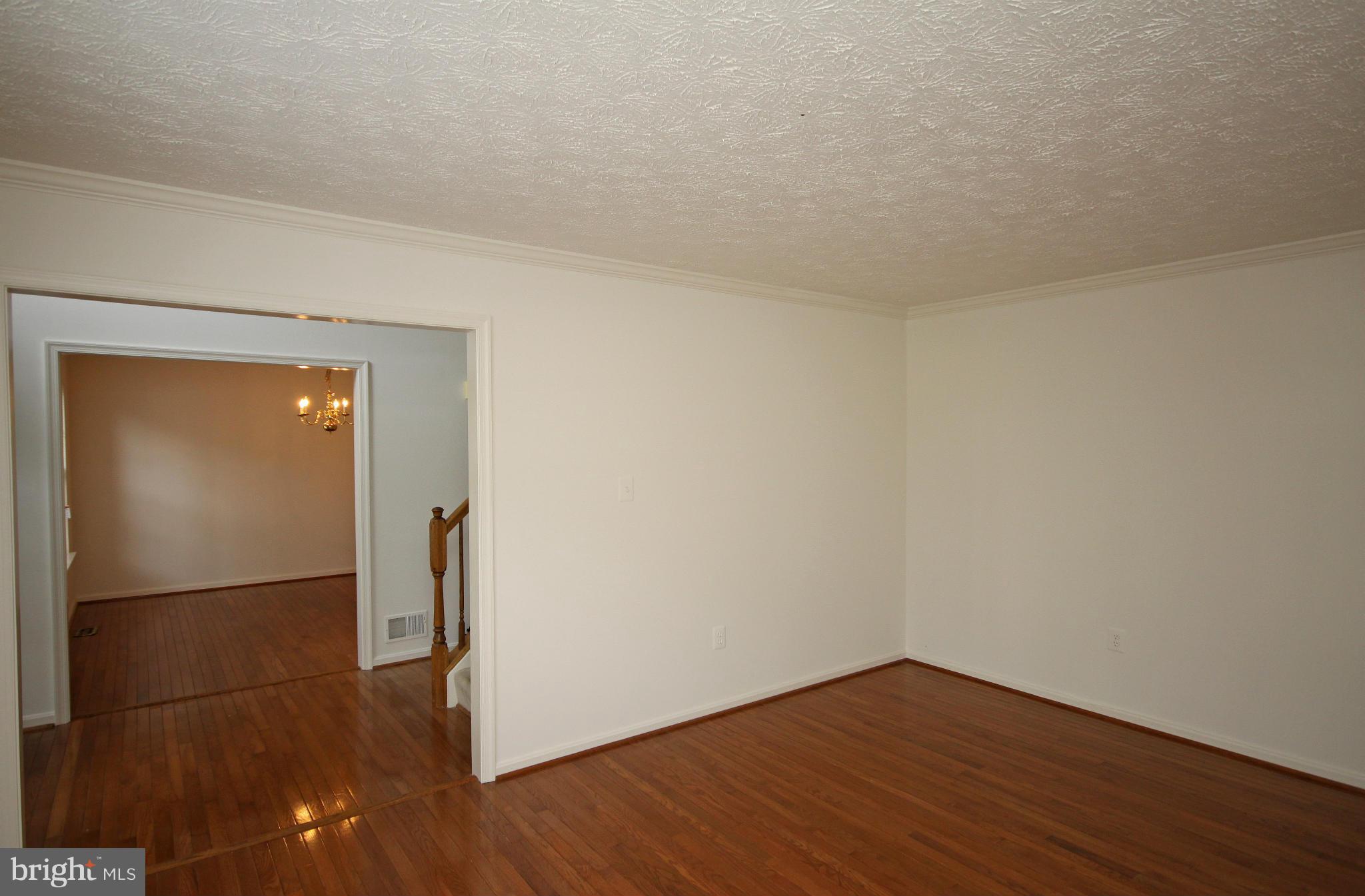 38 Little River Road Laurel, MD 20724 - Photo 6 of 30 Family Room