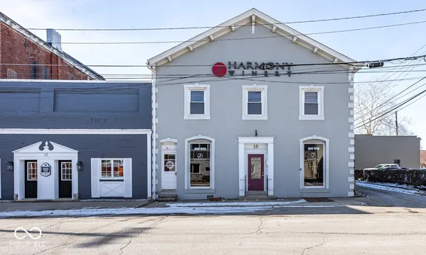 $217,000 | 18 North Jefferson Street, Knightstown, IN 46148