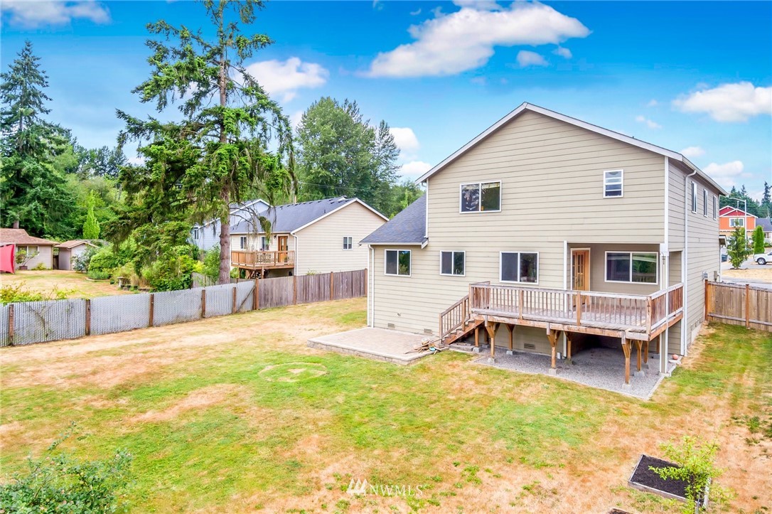 914 209th Street Southeast Bothell, WA 98021 - Photo 28 of 32