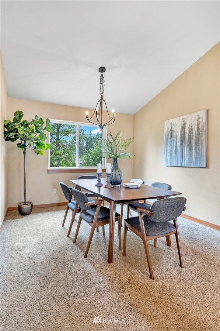 914 209th Street Southeast Bothell, WA 98021 - Photo 8 of 32