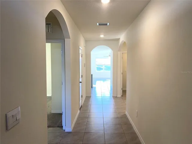 $2,600 | 17210 Reserva Drive, Bradenton, FL 34211