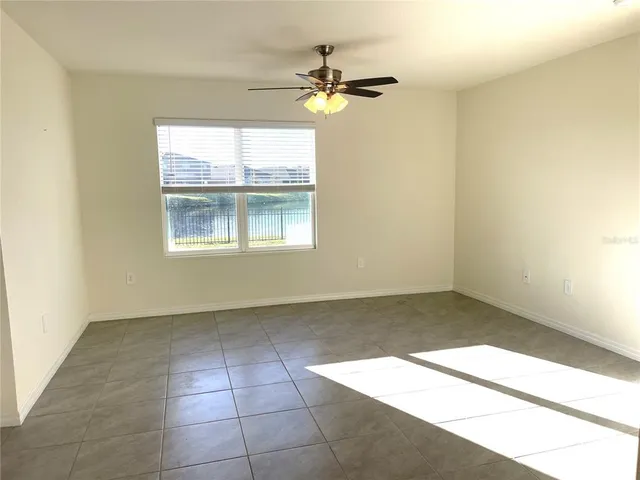 $2,600 | 17210 Reserva Drive, Bradenton, FL 34211