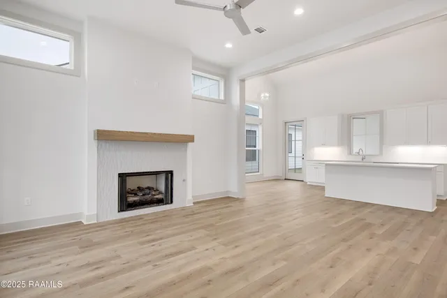 $342,500 | 107 Wishing Wl Drive, Broussard, LA 70518