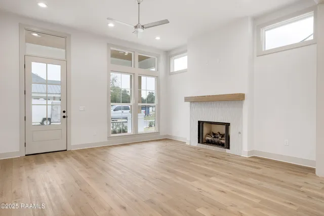 $342,500 | 107 Wishing Wl Drive, Broussard, LA 70518