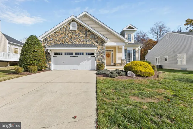 $525,000 | 136 Hawthorne Greene Circle, La Plata, MD 20646