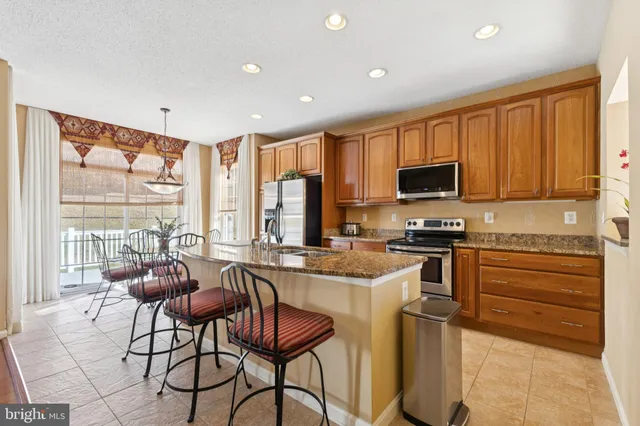 $525,000 | 136 Hawthorne Greene Circle, La Plata, MD 20646