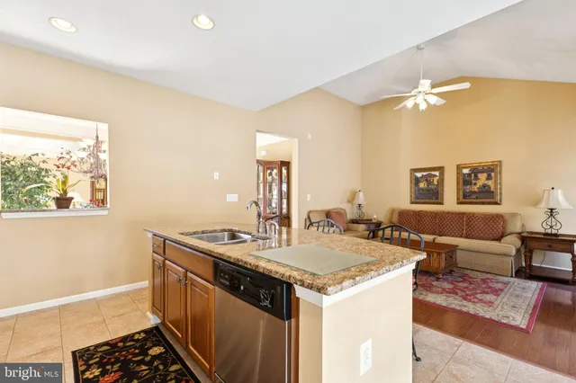 $525,000 | 136 Hawthorne Greene Circle, La Plata, MD 20646