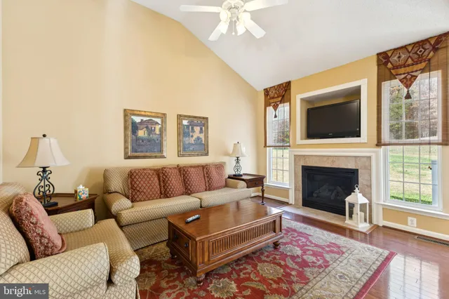 $525,000 | 136 Hawthorne Greene Circle, La Plata, MD 20646