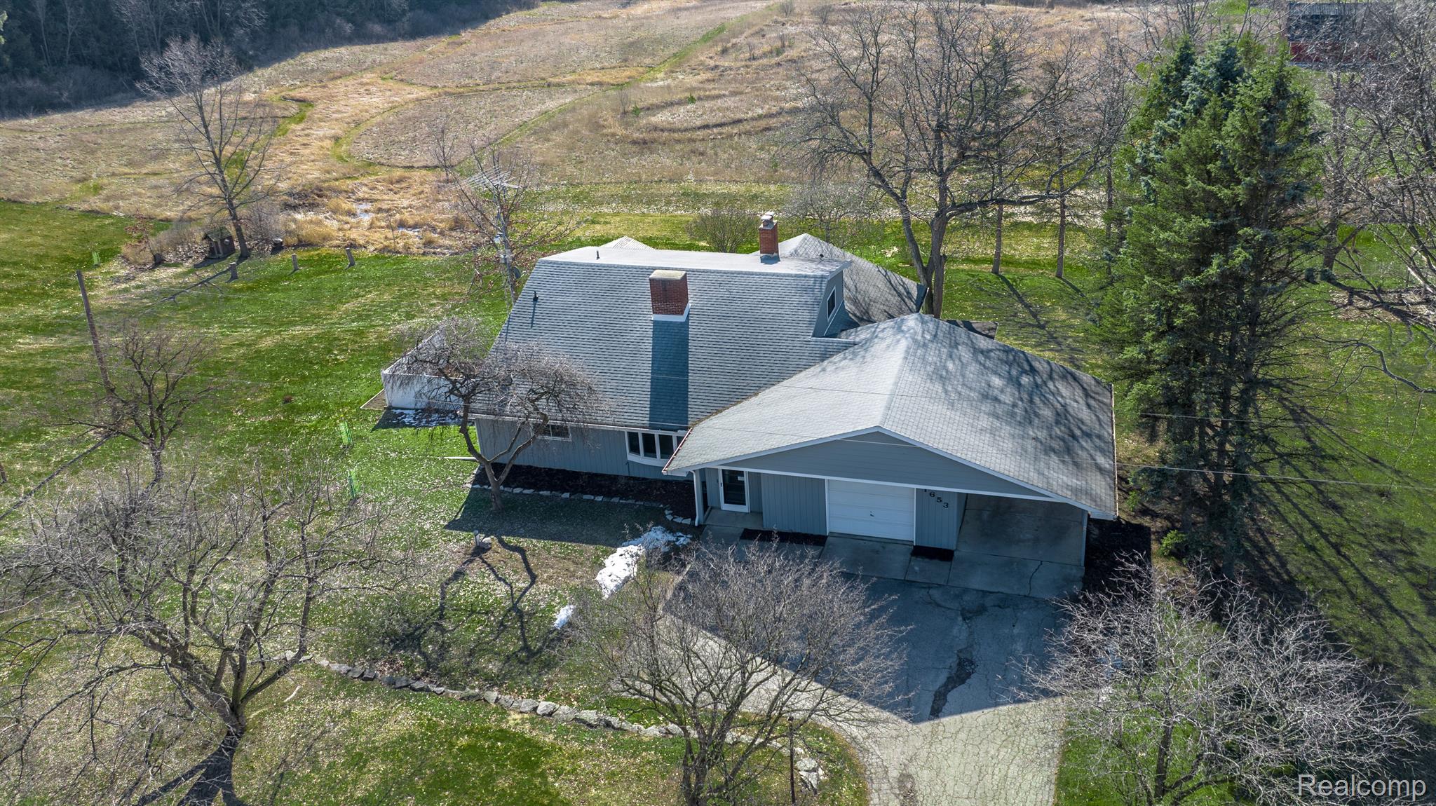 1653 West Hunters Creek Road Lapeer, MI 48446 - Photo 38 of 41 Gallery Image 38