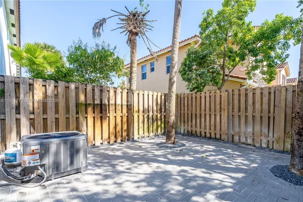 $2,500 | 5354 Ellery Terrace, West Palm Beach, FL 33417