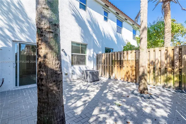 $2,500 | 5354 Ellery Terrace, West Palm Beach, FL 33417