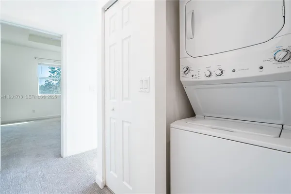 $2,500 | 5354 Ellery Terrace, West Palm Beach, FL 33417