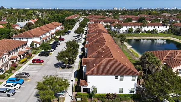 $2,500 | 5354 Ellery Terrace, West Palm Beach, FL 33417