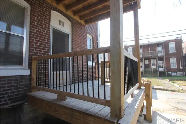 $875 | 3111 Arkansas Avenue, Unit 1, St. Louis, MO 63118