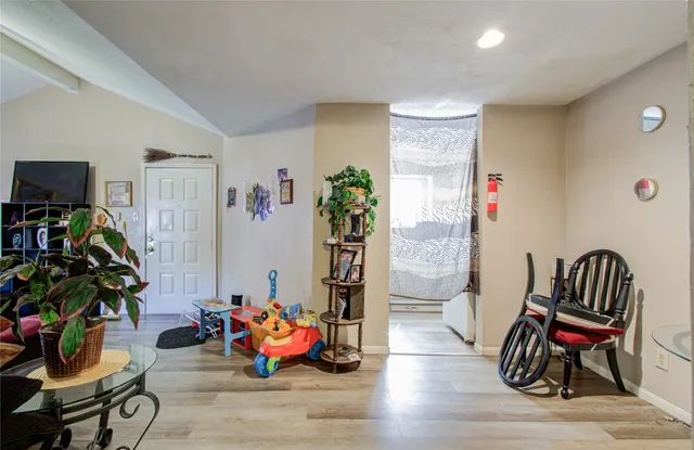 $70,000 | 12500 Sandpiper Drive, Unit 100, Houston, TX 77035