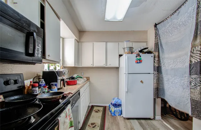 $70,000 | 12500 Sandpiper Drive, Unit 100, Houston, TX 77035