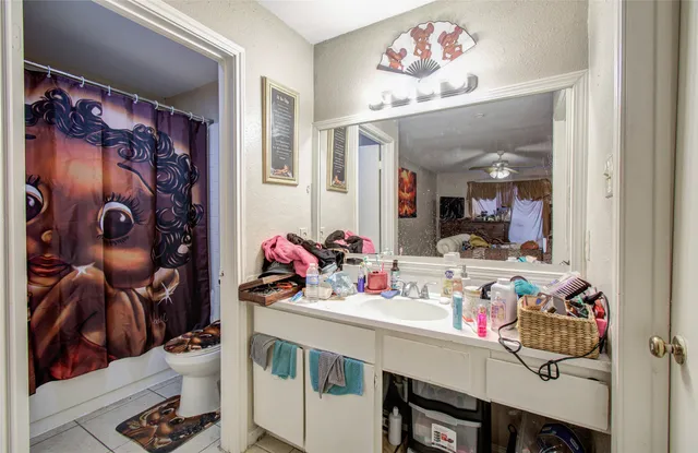 $70,000 | 12500 Sandpiper Drive, Unit 100, Houston, TX 77035