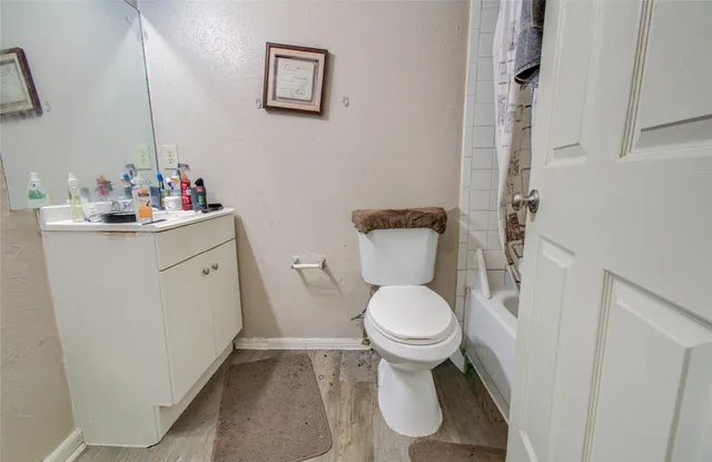 $70,000 | 12500 Sandpiper Drive, Unit 100, Houston, TX 77035