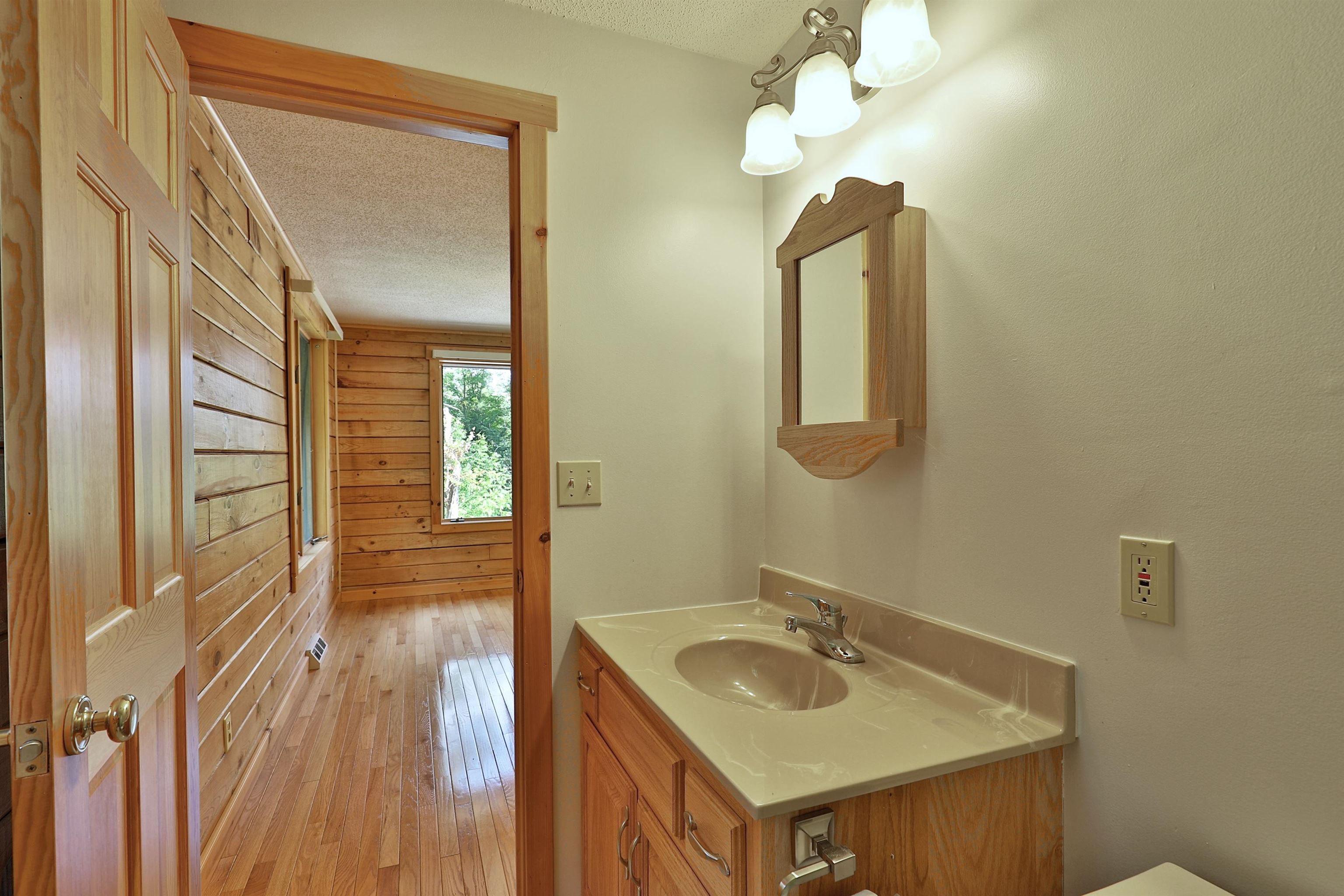 114 Patch Hill Road Mount Holly, VT 05730 - Photo 21 of 36 Gallery Image 21