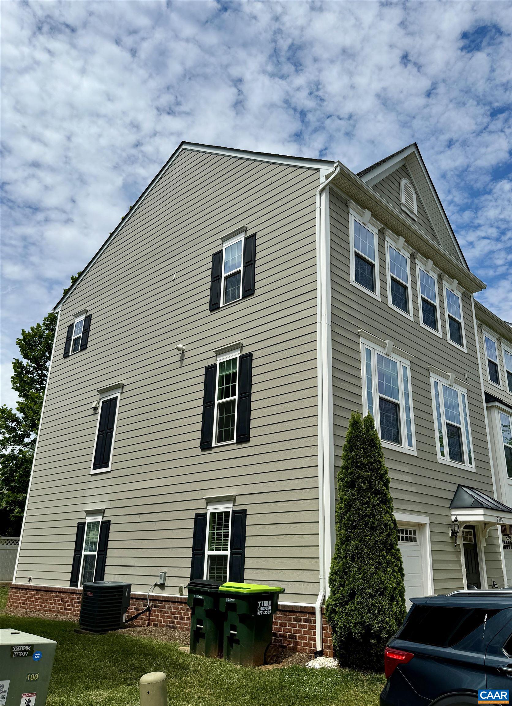 2518 Avemore Pond Road Charlottesville, VA 22911 - Photo 3 of 31 Corner unit - extra windows