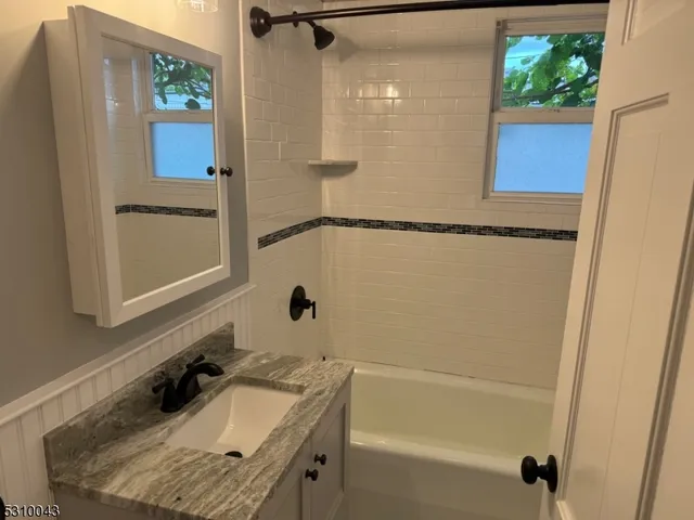 $2,750 | 637 Central Avenue, Westfield, NJ 07090