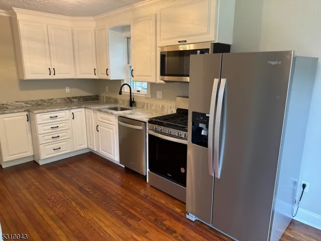 $2,750 | 637 Central Avenue, Westfield, NJ 07090