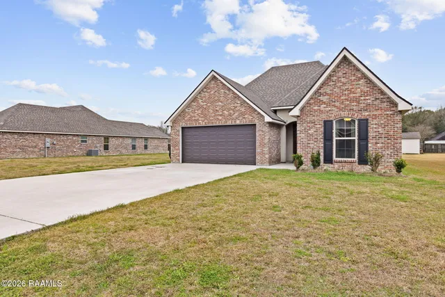 $279,000 | 221 Caribbean Boulevard, Sunset, LA 70584