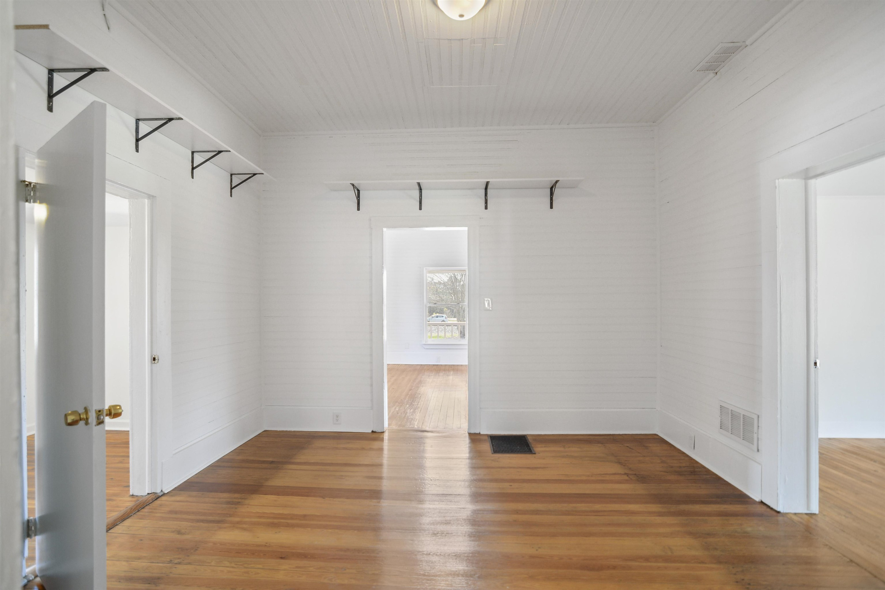 202 West Garner Road Garner, NC 27529 - Photo 5 of 16 Photo 5