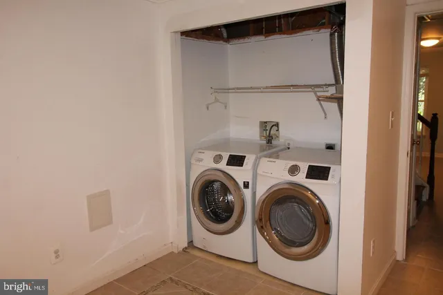 $705,000 | 12360 Corncrib Court, Bristow, VA 20136